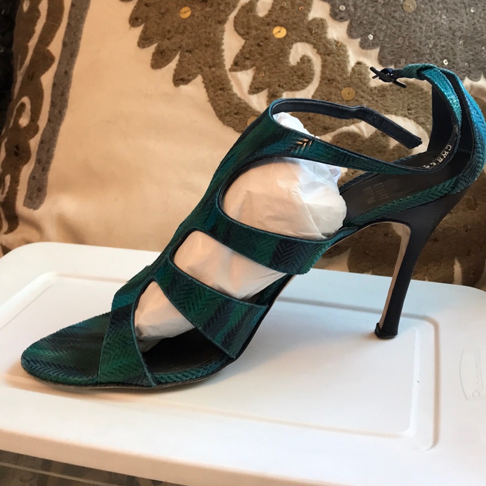Stuart Weitzman multi color chevron pattern heel